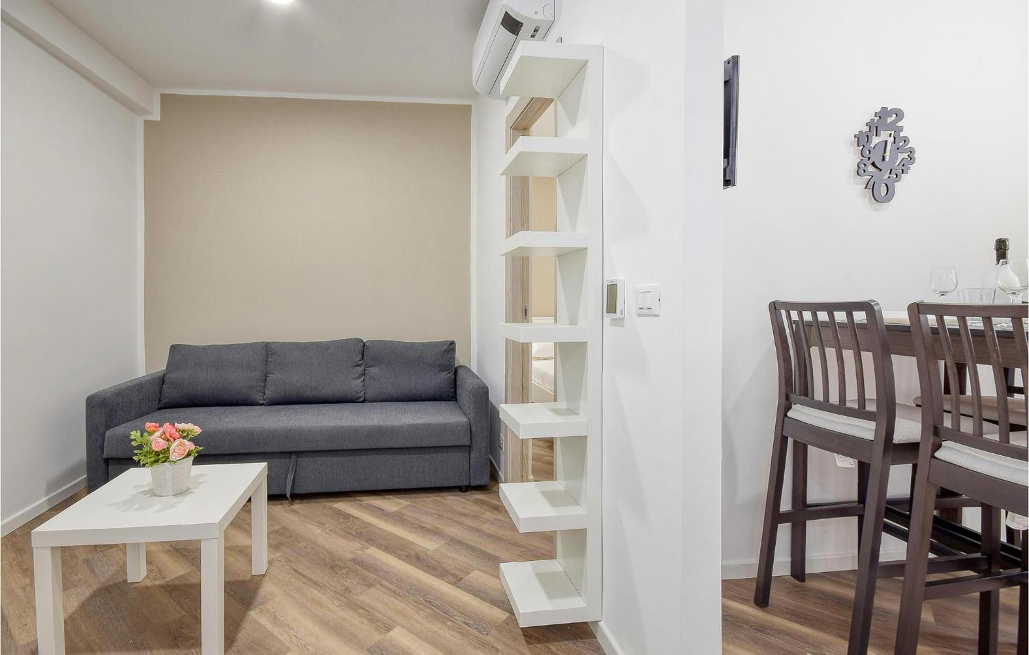 Apartment La Luce Nel Borgo Genoa