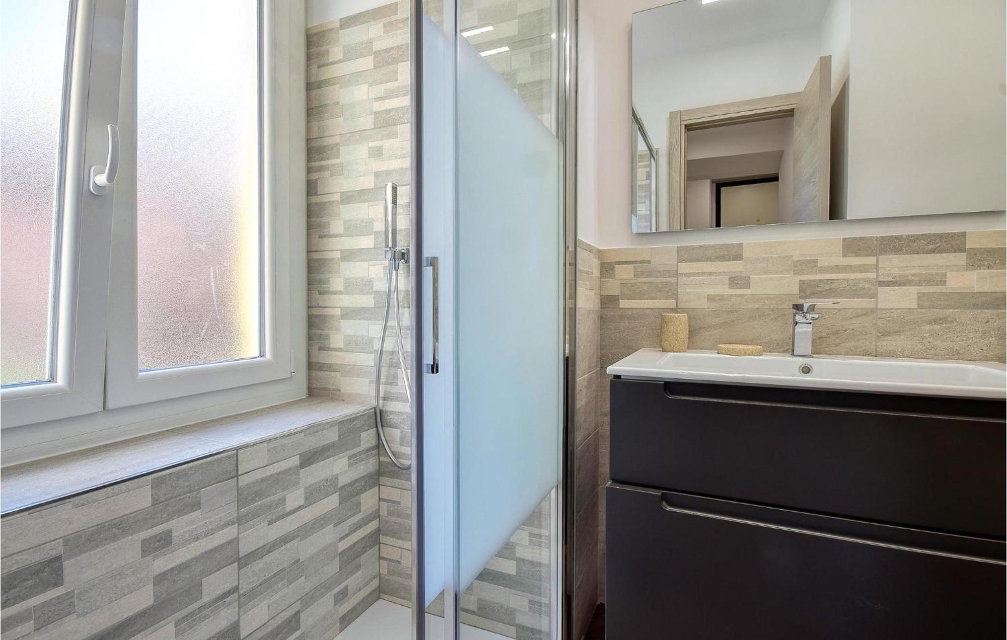 Apartment La Luce Nel Borgo Genoa